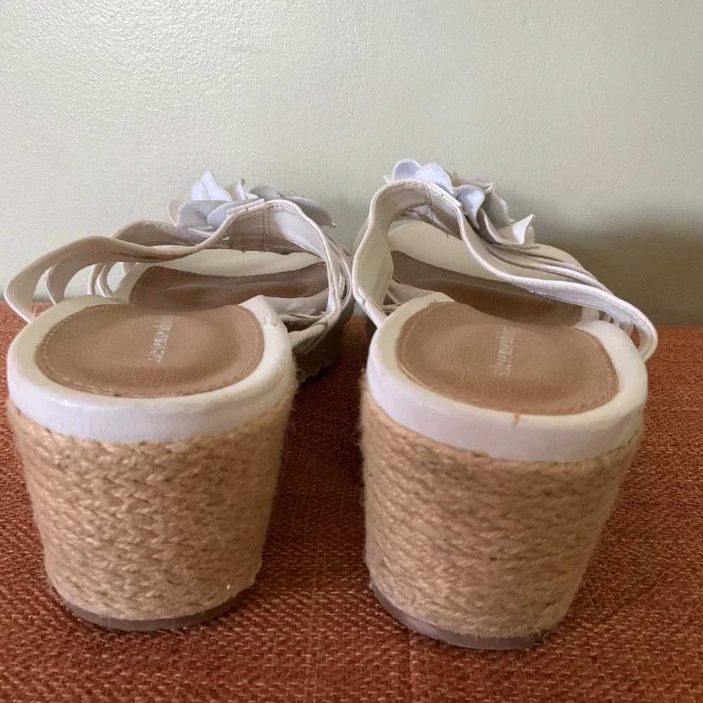 Solesenseability Mona White Flower Espadrille Wedge Sandals Womens 10 Minimalist
